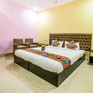 Hotel Sarweshwary, Varanasi